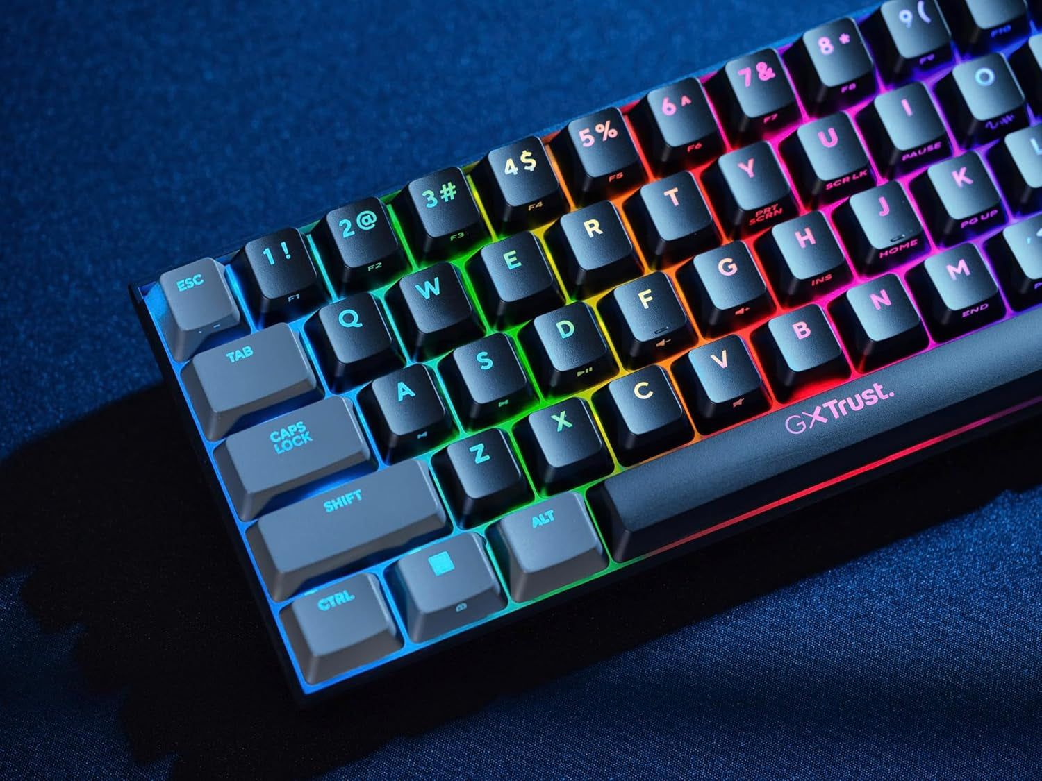 Trust Gaming GXT 867 Acira Teclado Mecánico 60% Español QWERTY, Teclas De Doble Función, Iluminación RGB, Mini Teclado Gaming Compacto Programmable Con Cable USB PC Portátil - Negro/Gris