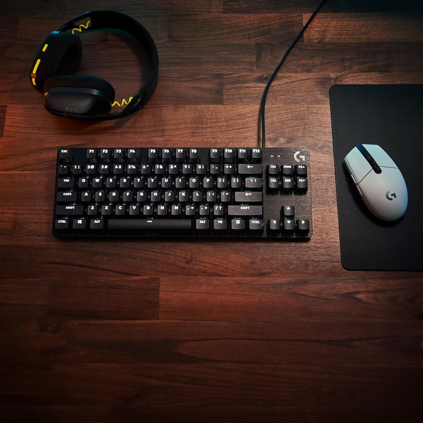 Logitech G G435 Auriculares Inalámbricos LIGHTSPEED Para Gaming, Ligeros, Micrófono Integrado, Batería De 18 Horas, Compatibles Con Dolby Atmos, Bluetooth, PC, PS4, PS5, Móvil, Nintendo Switch - Negro