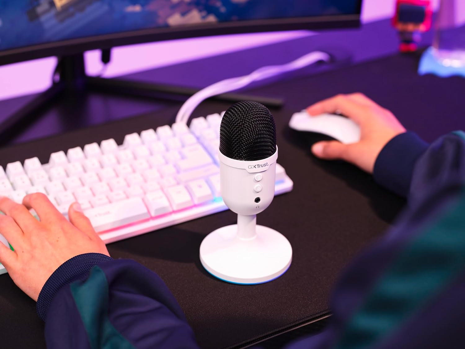Trust Gaming GXT 236W Yami Micrófono PC USB Para Streaming Podcast Twitch Discord ASMR Youtube Playstation 5 Juegos, Micrófono De Condensador Cardioide, Micro Con Iluminación LED RGB - Blanco